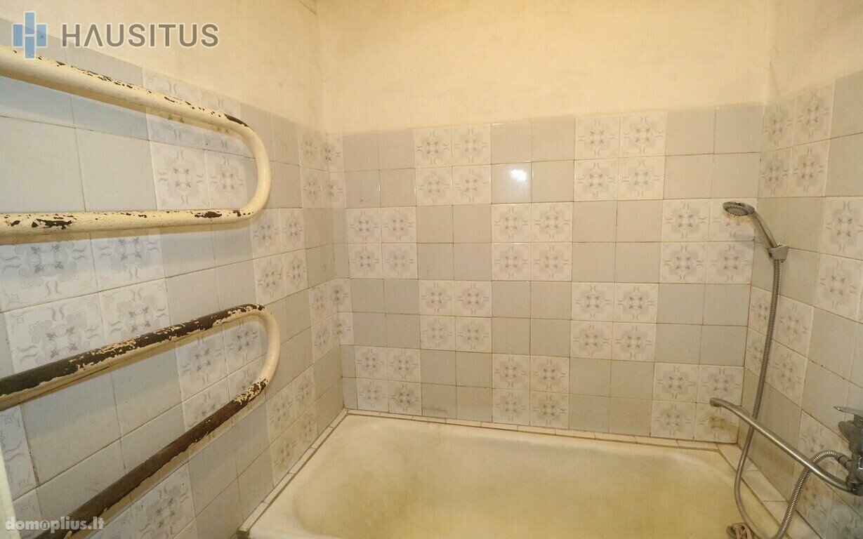 Parduodamas 2 kambarių butas Anykščių rajono sav., Anykščiuose, J. Biliūno g.