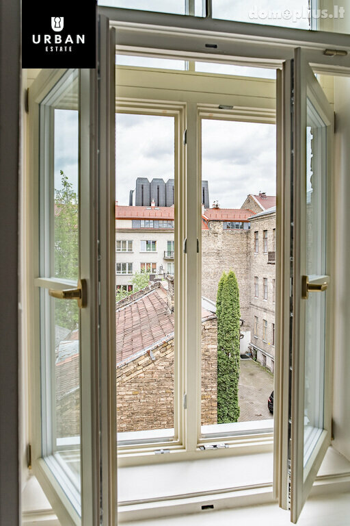 Parduodamas 5 kambarių butas Vilniuje, Senamiestyje, A. Jakšto g.