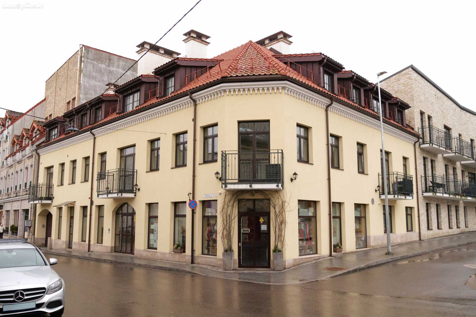 Parduodamas 3 kambarių butas Vilniuje, Senamiestyje, Plačioji g.