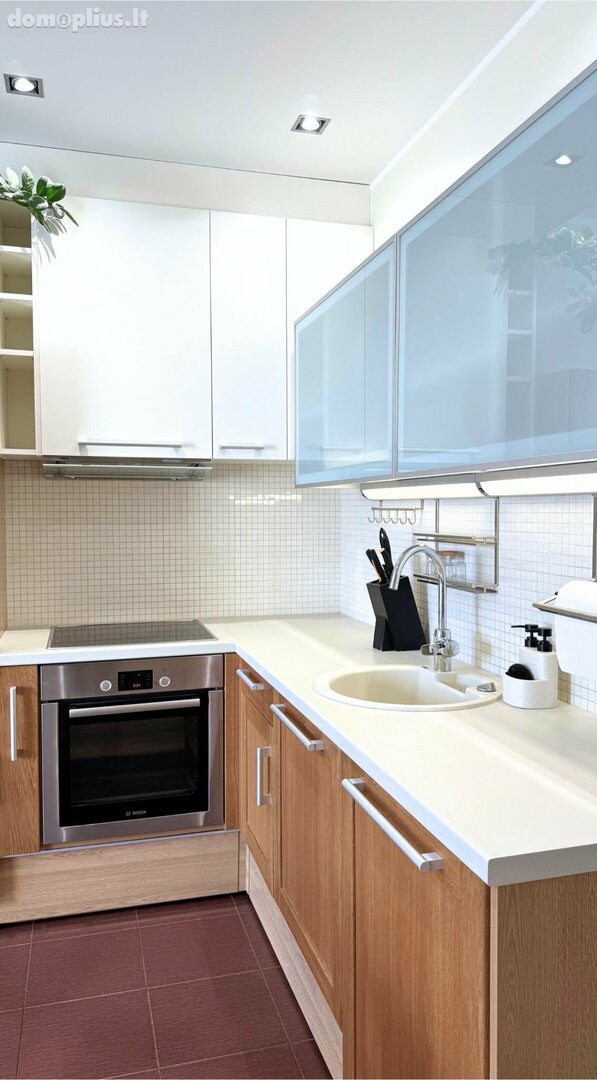Продается 2 комнатная квартира Vilniuje, Pilaitėje, Nidos g.