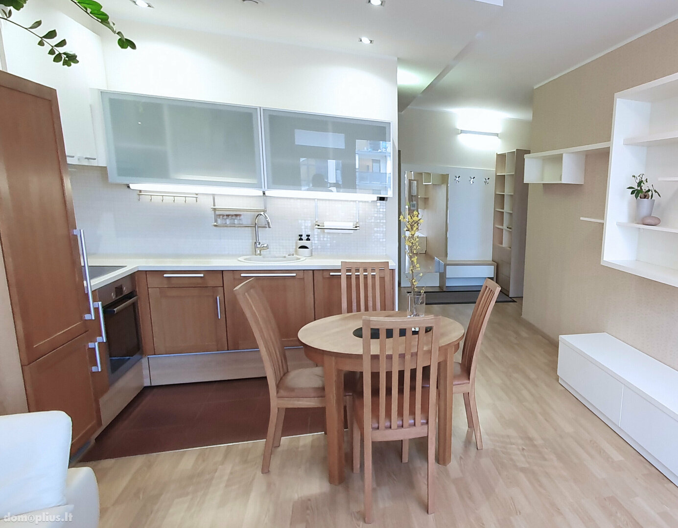 Продается 2 комнатная квартира Vilniuje, Pilaitėje, Nidos g.