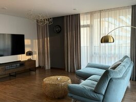 4 комнатная квартира Vilniuje, Žirmūnuose, Trinapolio g.