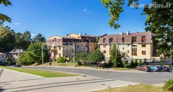 3 kambarių buto nuoma Vilniuje, Antakalnyje, Karių Kapų g.
