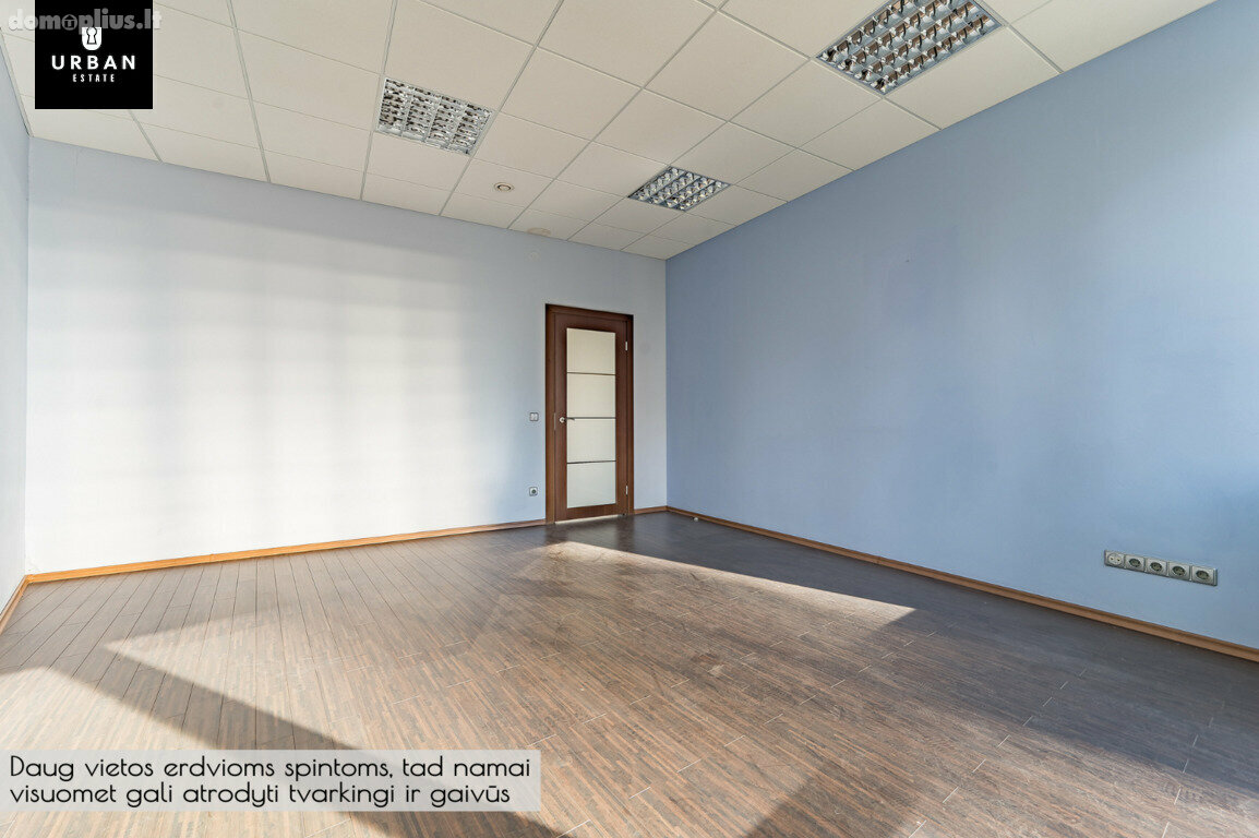 Parduodamas 3 kambarių butas Vilniuje, Šnipiškėse, Konstitucijos pr.