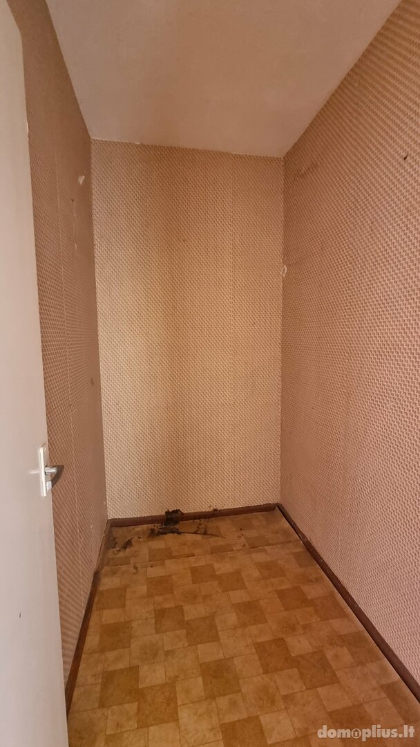 Parduodamas 4 kambarių butas Klaipėdoje, Vingio, I. Simonaitytės g.