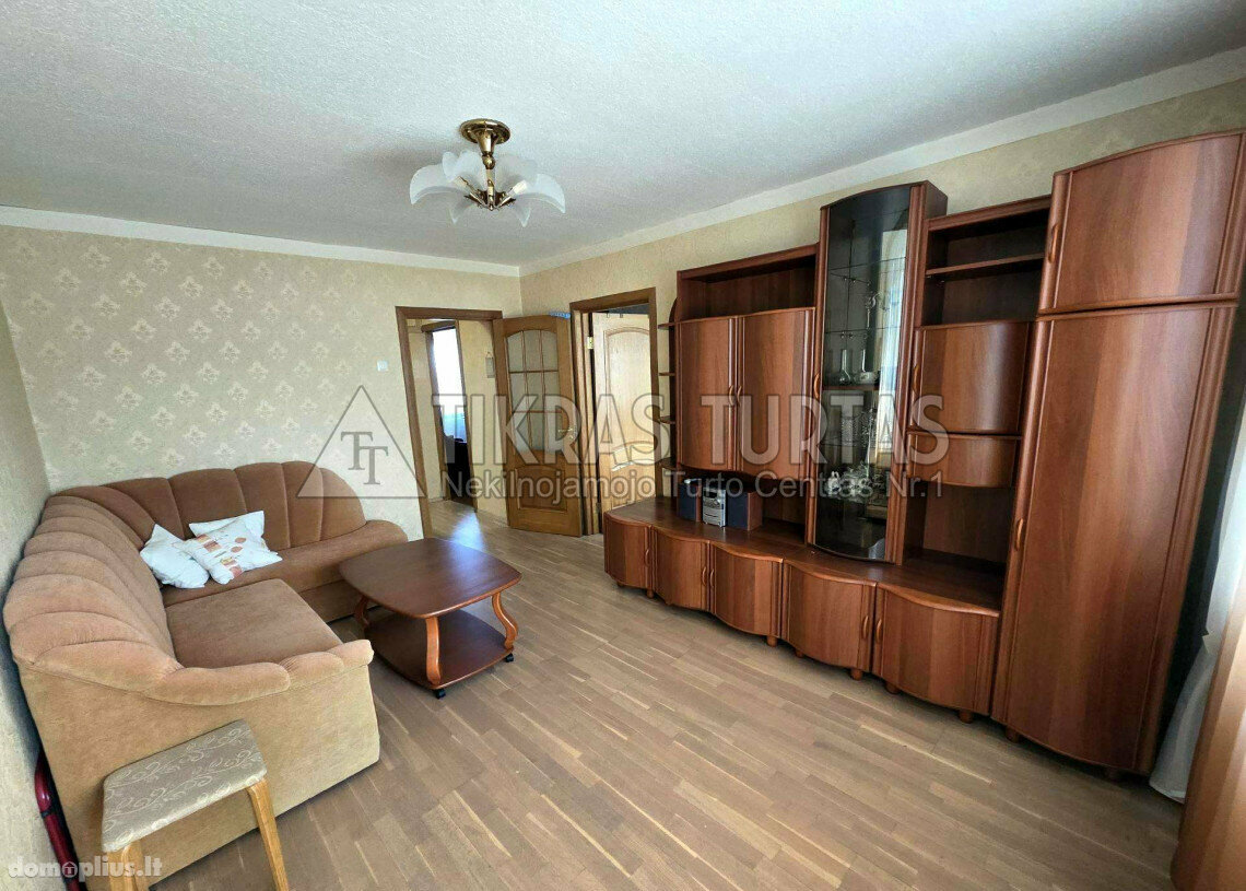 Parduodamas 3 kambarių butas Klaipėdoje, Debrecene, Debreceno g.