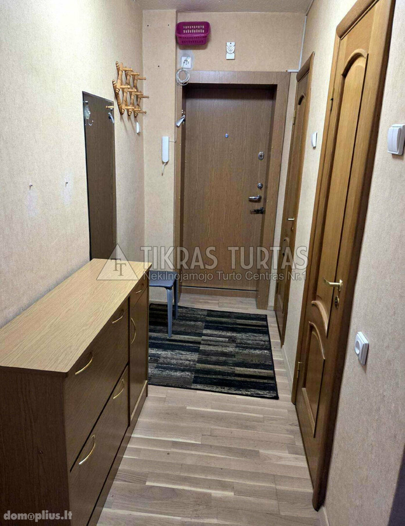Parduodamas 3 kambarių butas Klaipėdoje, Debrecene, Debreceno g.