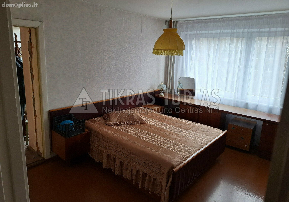 Parduodamas 4 kambarių butas Klaipėdoje, Naujakiemyje, Naujakiemio g.