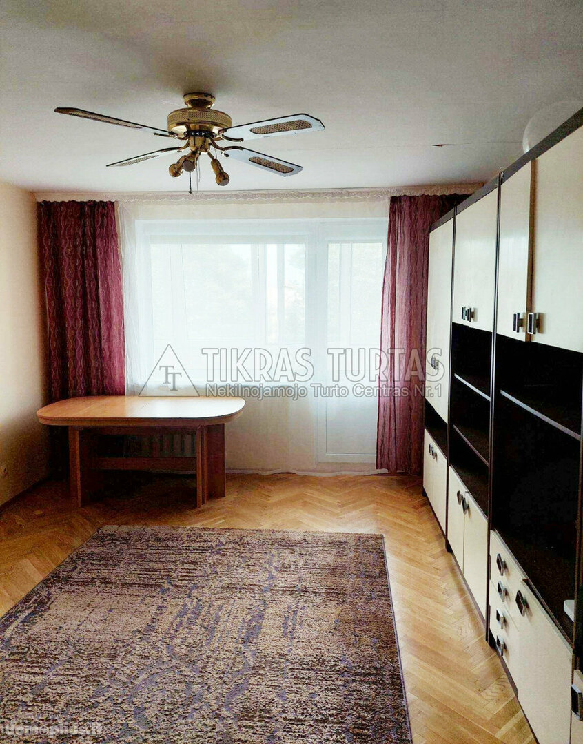 Parduodamas 3 kambarių butas Klaipėdoje, Alksnynėje, Taikos pr.