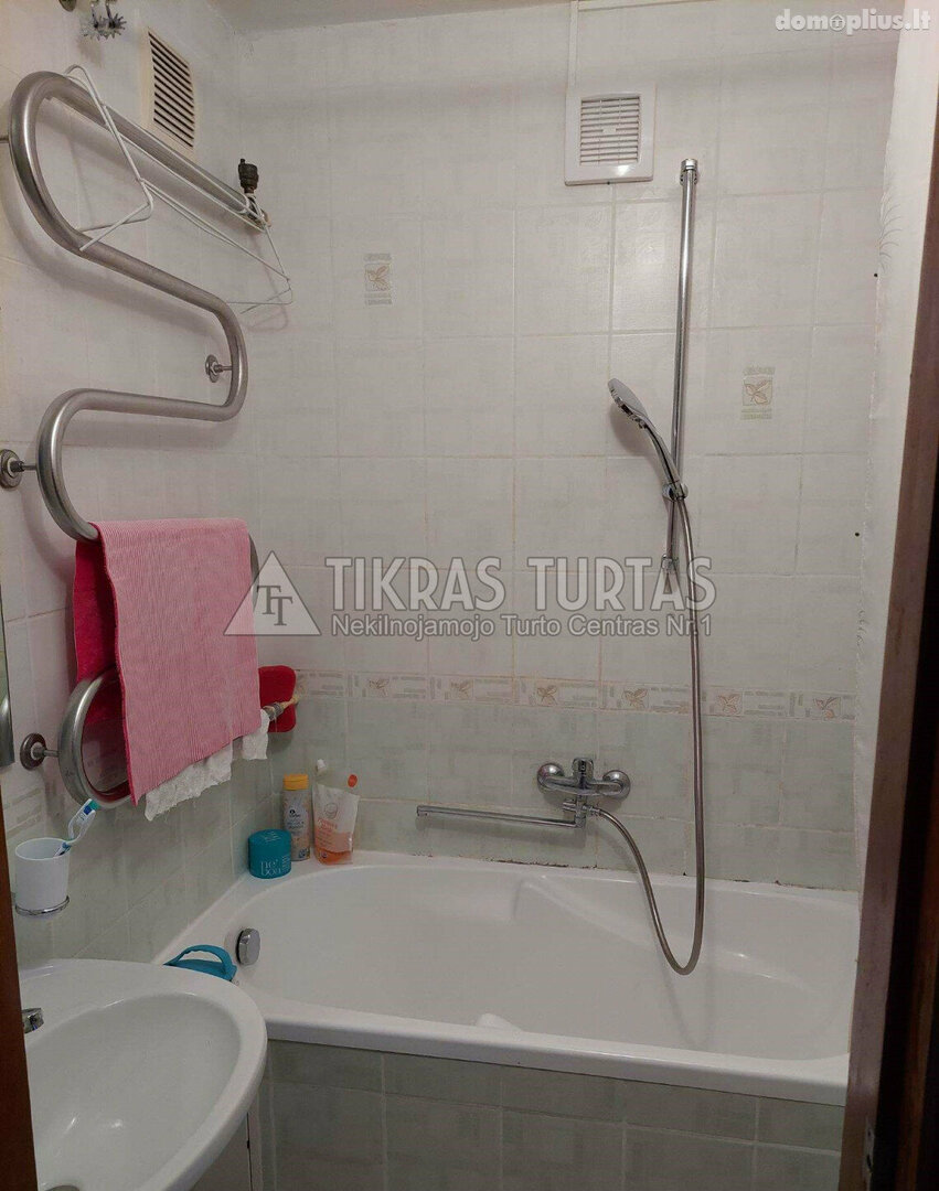 Parduodamas 3 kambarių butas Klaipėdoje, Alksnynėje, Taikos pr.