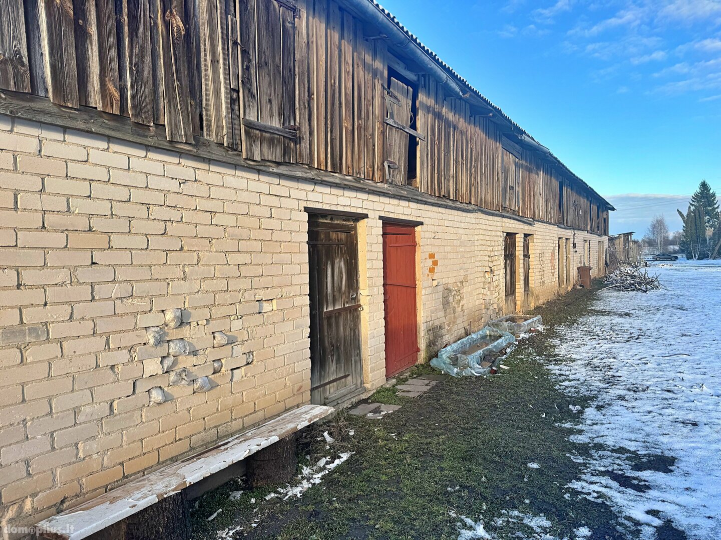 Parduodamas 3 kambarių butas Pasvalio rajono sav., Gulbinėnuose, Parko g.