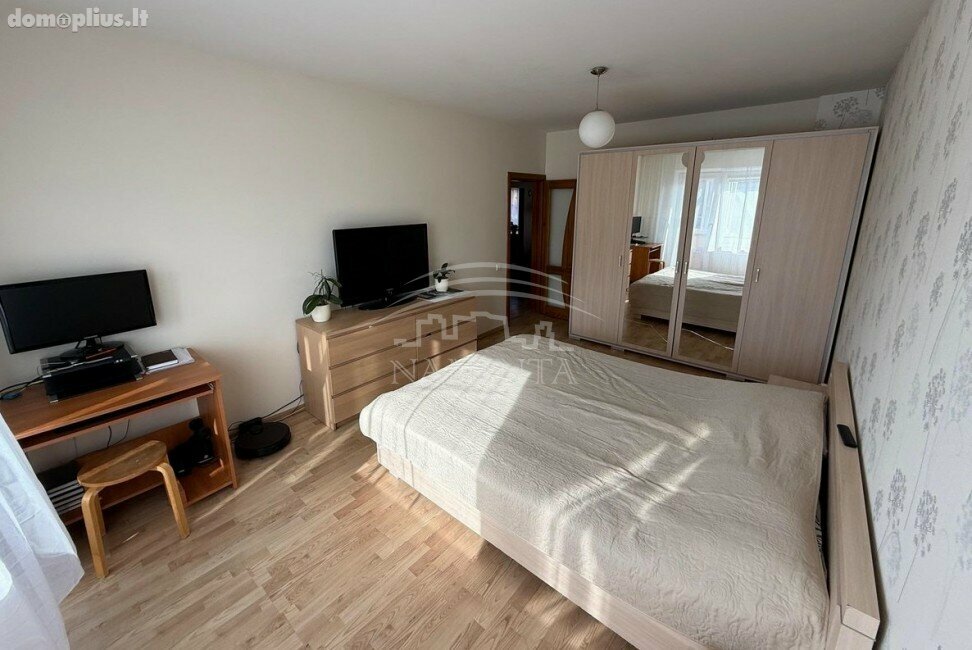 Продается 2 комнатная квартира Klaipėdoje, Laukininkuose, Vyturio g.