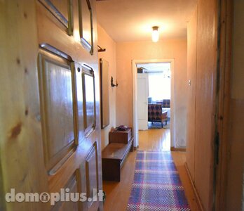 Parduodamas 3 kambarių butas Raseinių rajono sav., Nemakščiuose, Dainavos g.