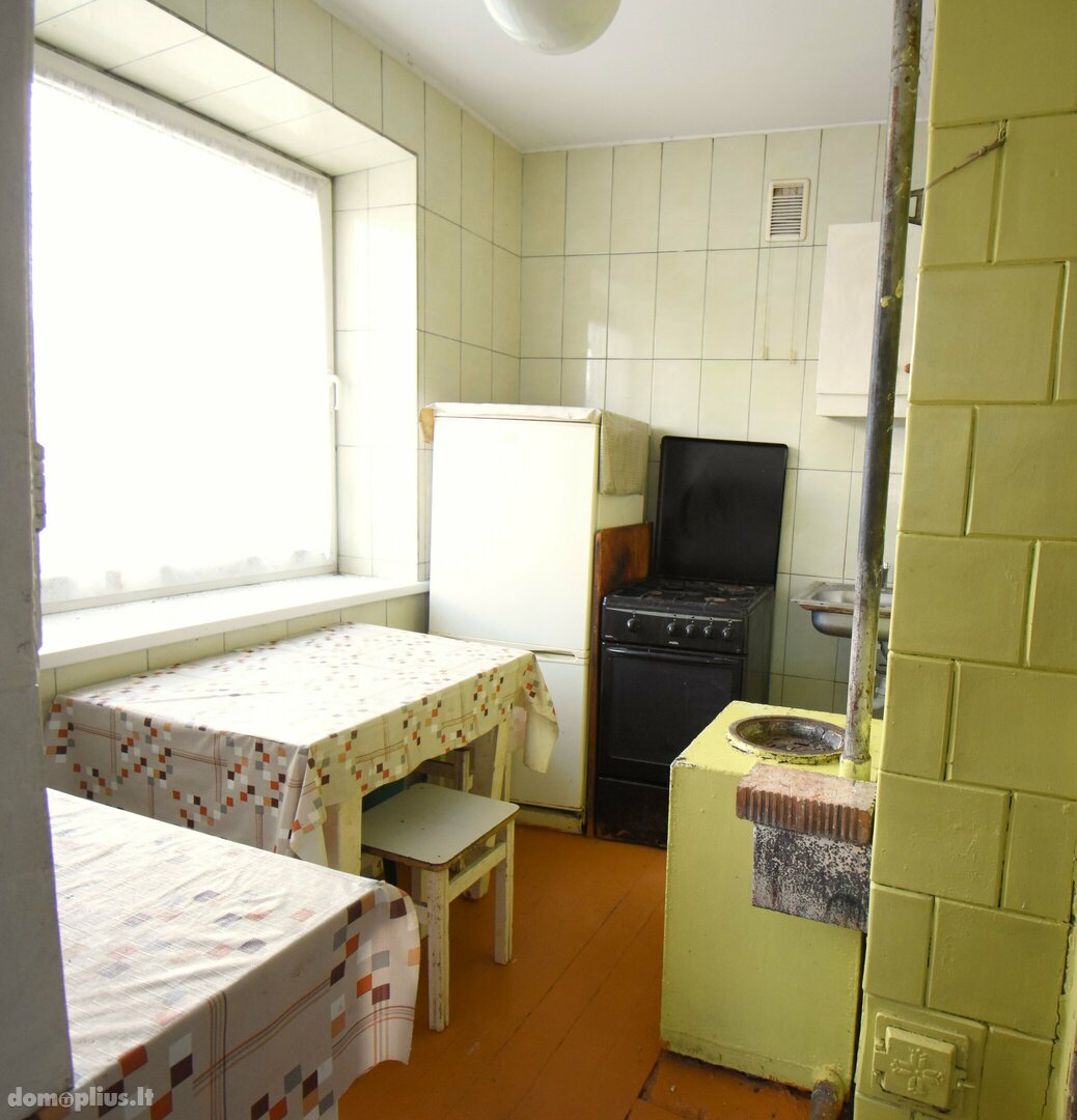Parduodamas 3 kambarių butas Raseinių rajono sav., Nemakščiuose, Dainavos g.