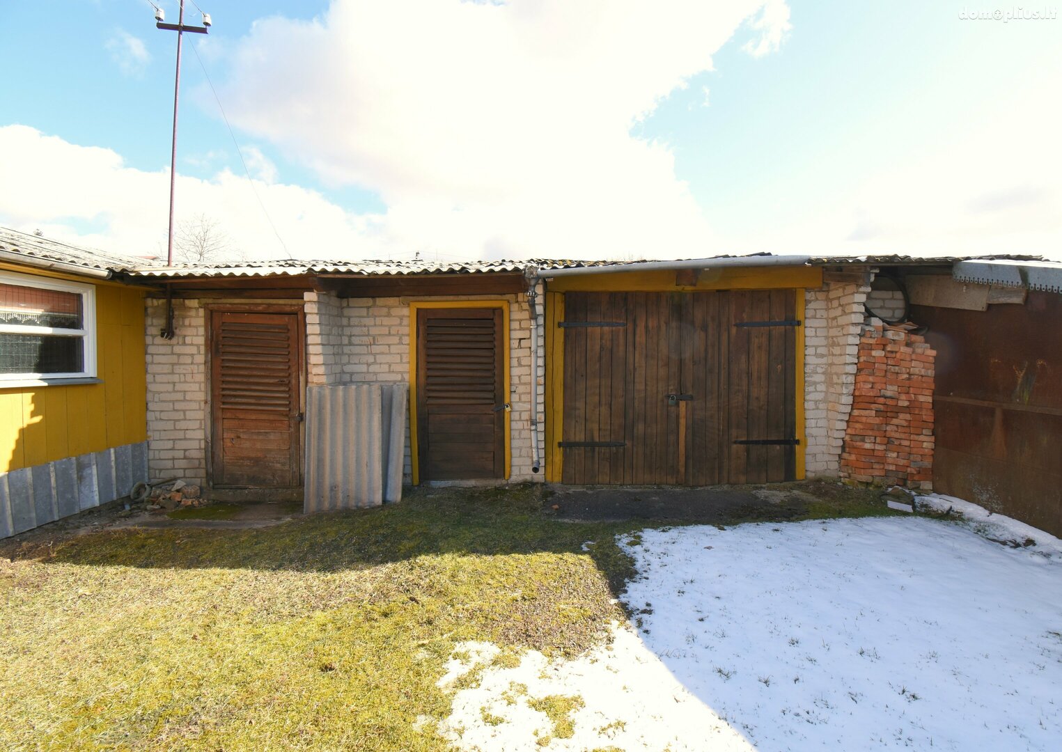 Parduodamas 3 kambarių butas Raseinių rajono sav., Nemakščiuose, Dainavos g.
