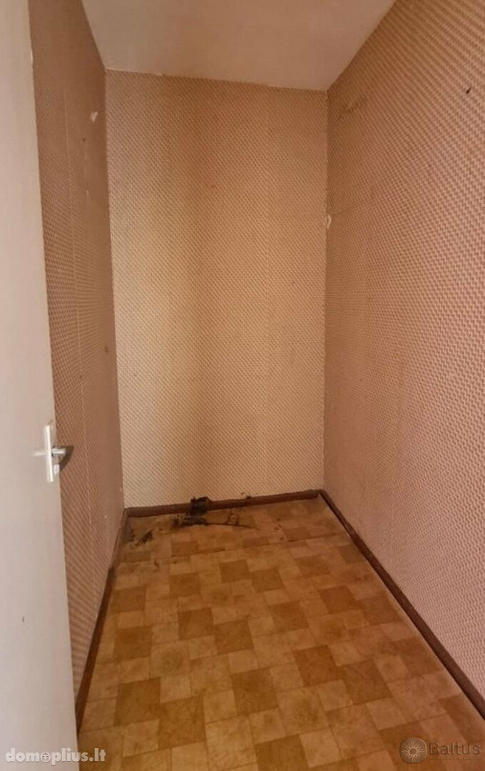 Parduodamas 4 kambarių butas Klaipėdoje, Vingio, I. Simonaitytės g.