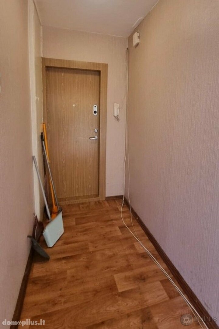 Parduodamas 4 kambarių butas Klaipėdoje, Vingio, I. Simonaitytės g.