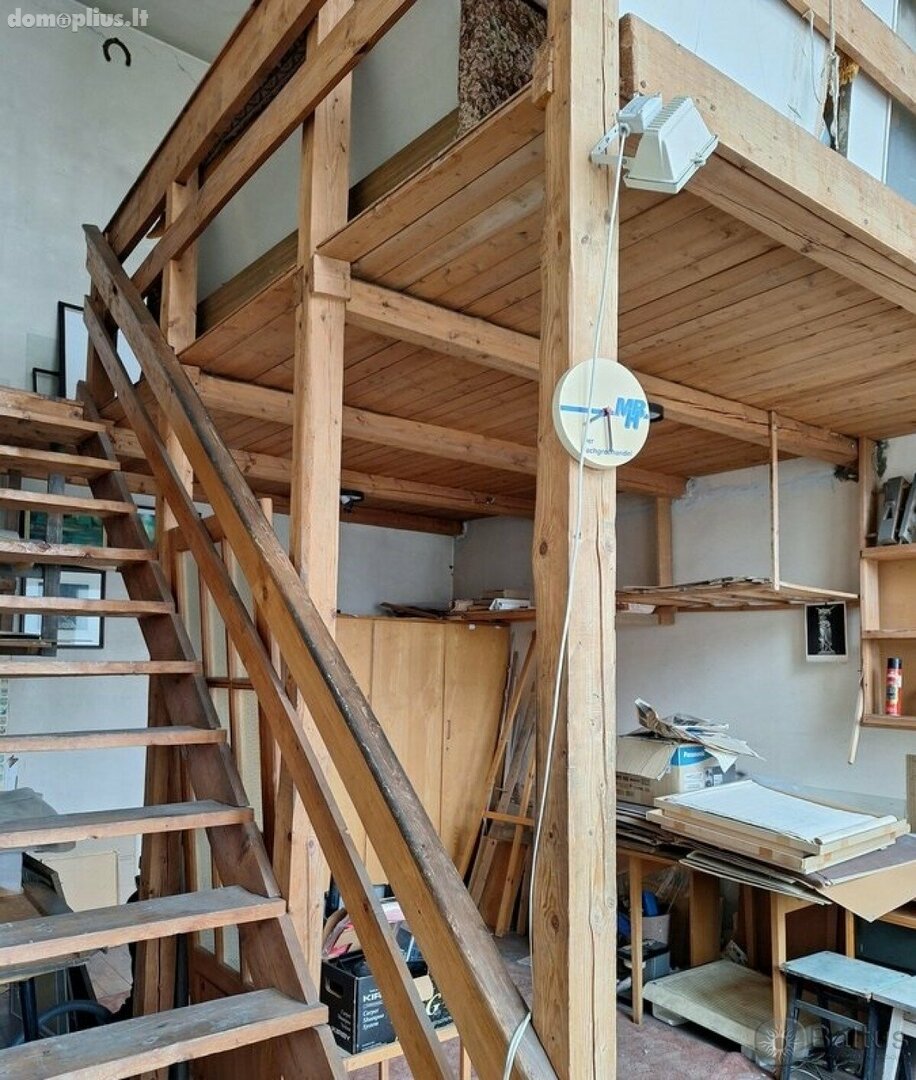 Parduodamas 4 kambarių butas Klaipėdoje, Naujakiemyje, Naujakiemio g.