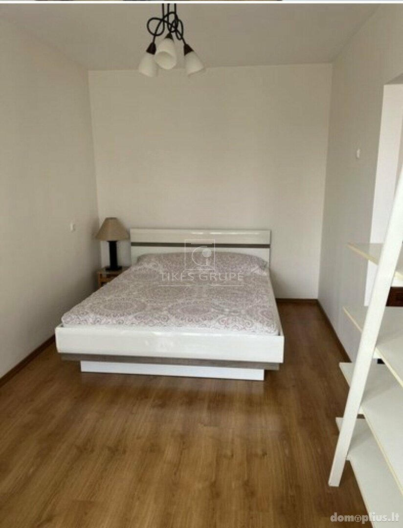 Parduodamas 2 kambarių butas Klaipėdoje, Miško, Vilhelmo Berbomo g.