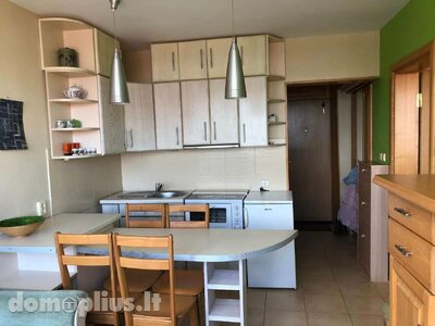 Parduodamas 2 kambarių butas Klaipėdoje, Baltijos, Baltijos pr.