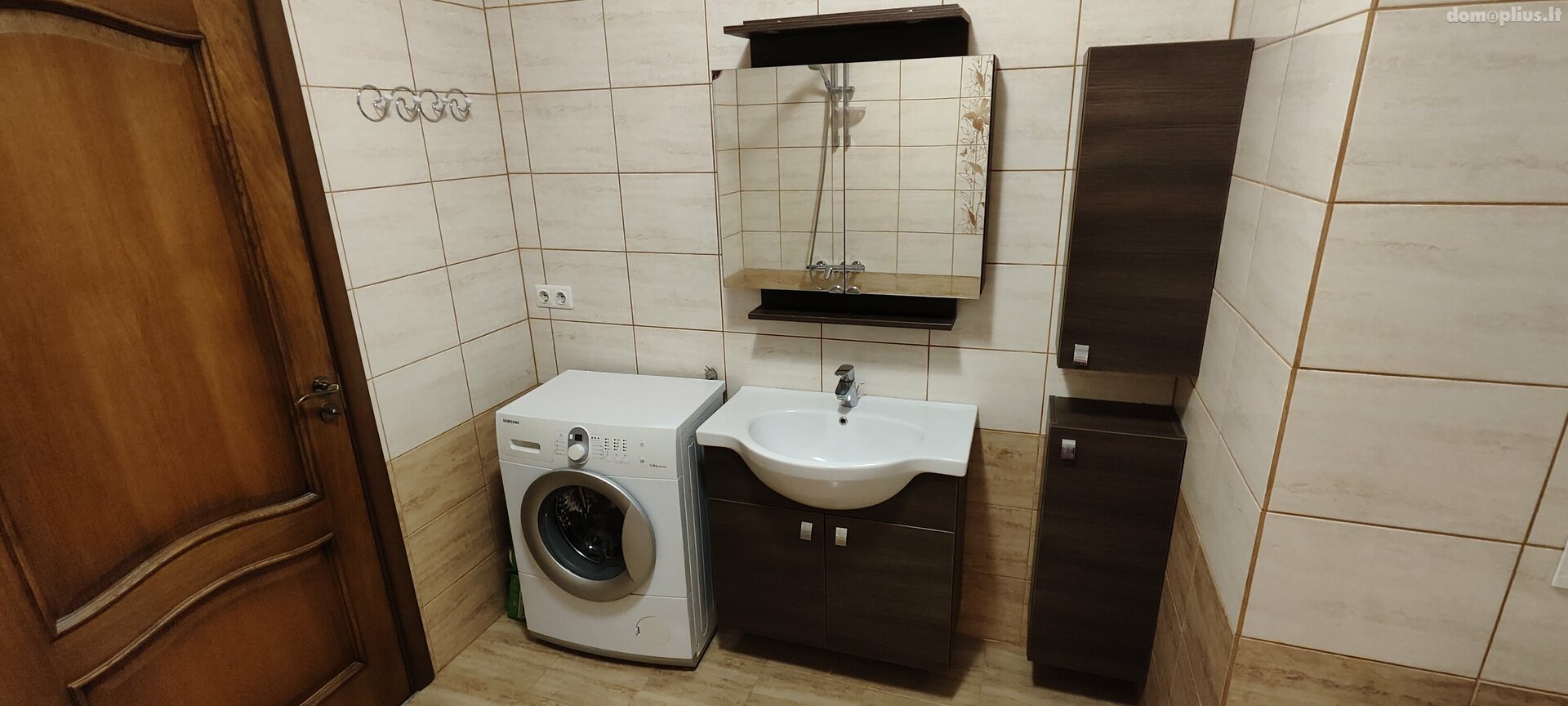 Parduodamas 2 kambarių butas Klaipėdoje, Mažojo kaimelio, Panevėžio g.