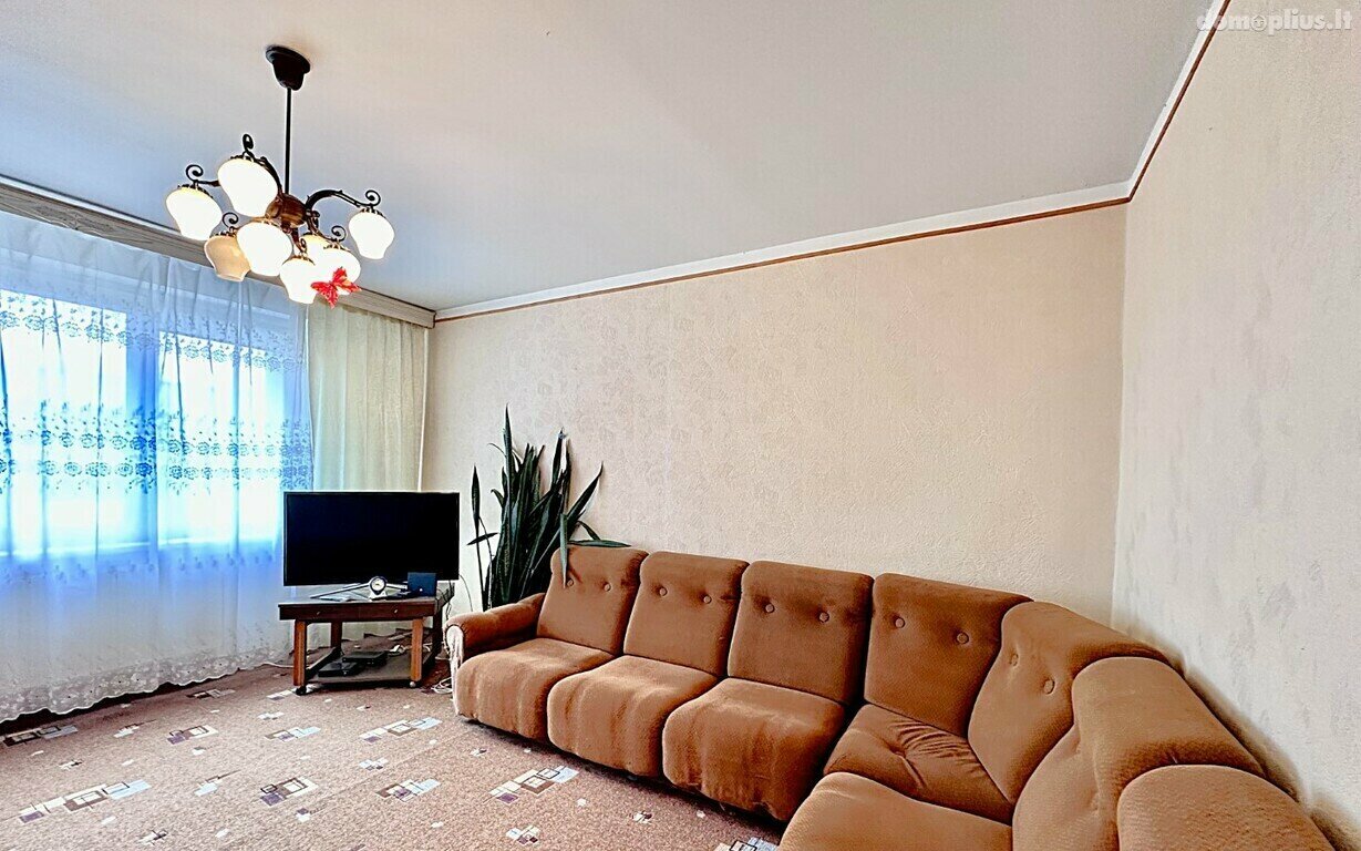 Parduodamas 4 kambarių butas Panevėžyje, Rožėse, Radastų g.