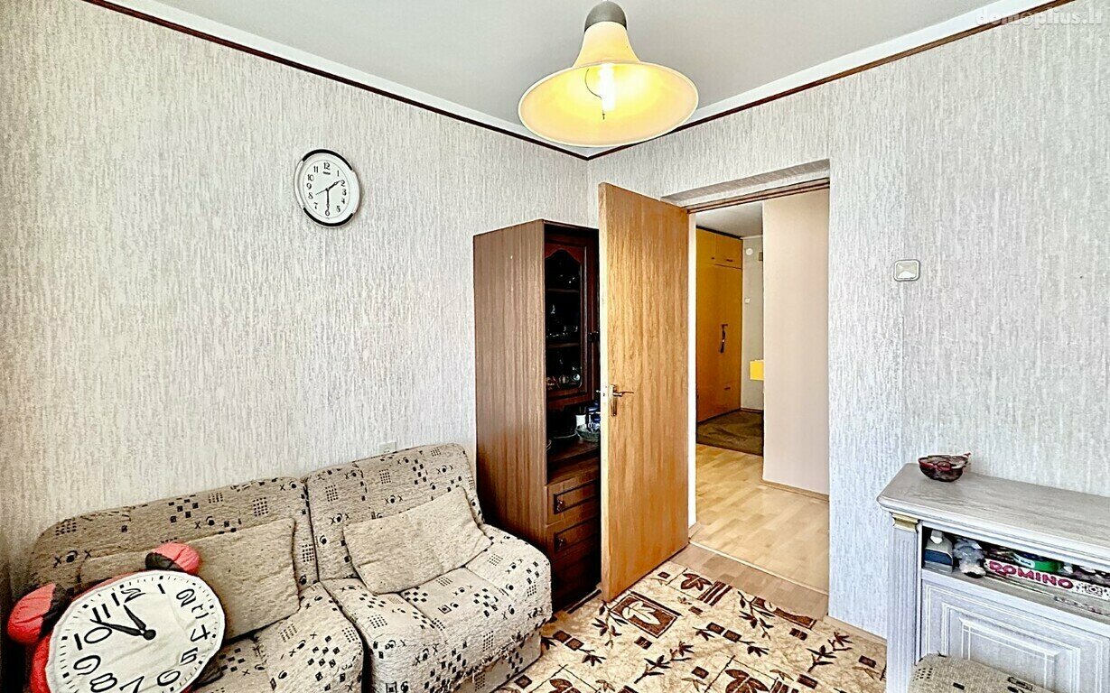 Parduodamas 4 kambarių butas Panevėžyje, Rožėse, Radastų g.