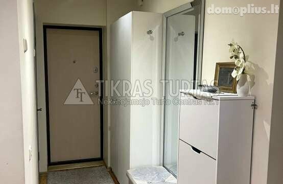 Parduodamas 4 kambarių butas Klaipėdoje, Debrecene, Debreceno g.