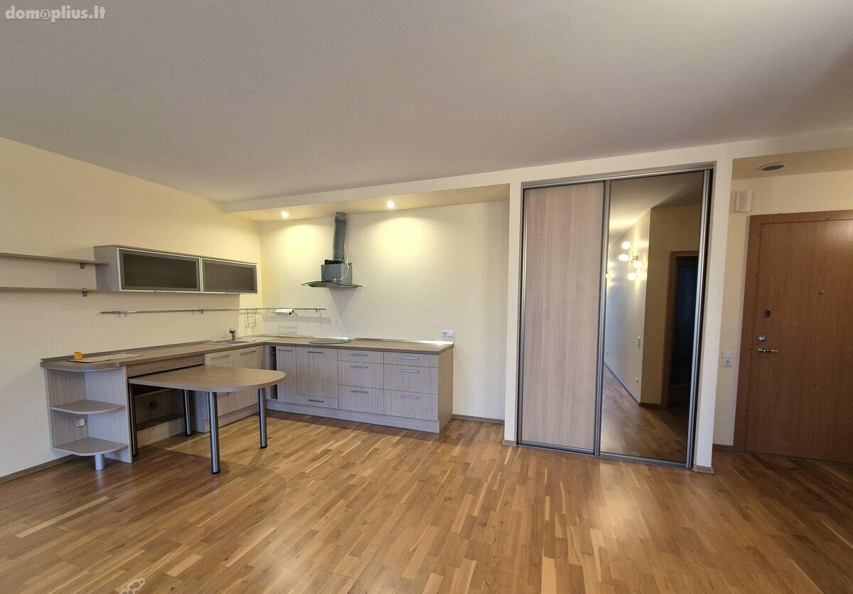 2 rooms apartment for sell Klaipėdoje, Centre, Dariaus ir Girėno g.