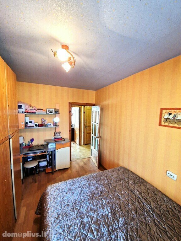 3 rooms apartment for sell Utenos rajono sav., Utenoje, Vaižganto g.
