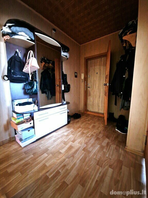 3 rooms apartment for sell Utenos rajono sav., Utenoje, Vaižganto g.