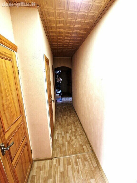 3 rooms apartment for sell Utenos rajono sav., Utenoje, Vaižganto g.