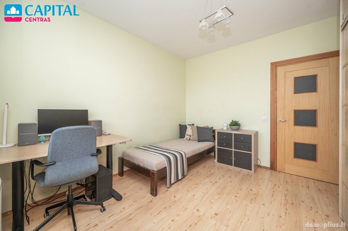Продается 3 комнатная квартира Vilniuje, Pilaitėje, Gilužio g.