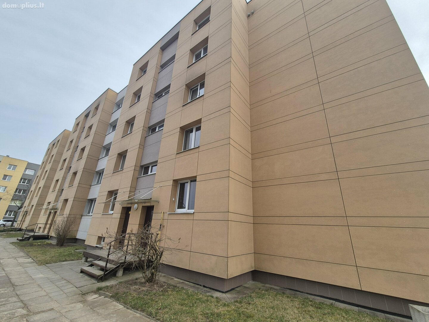 Parduodamas 3 kambarių butas Akmenės rajono sav., Naujoji Akmenė, Ramučių g.