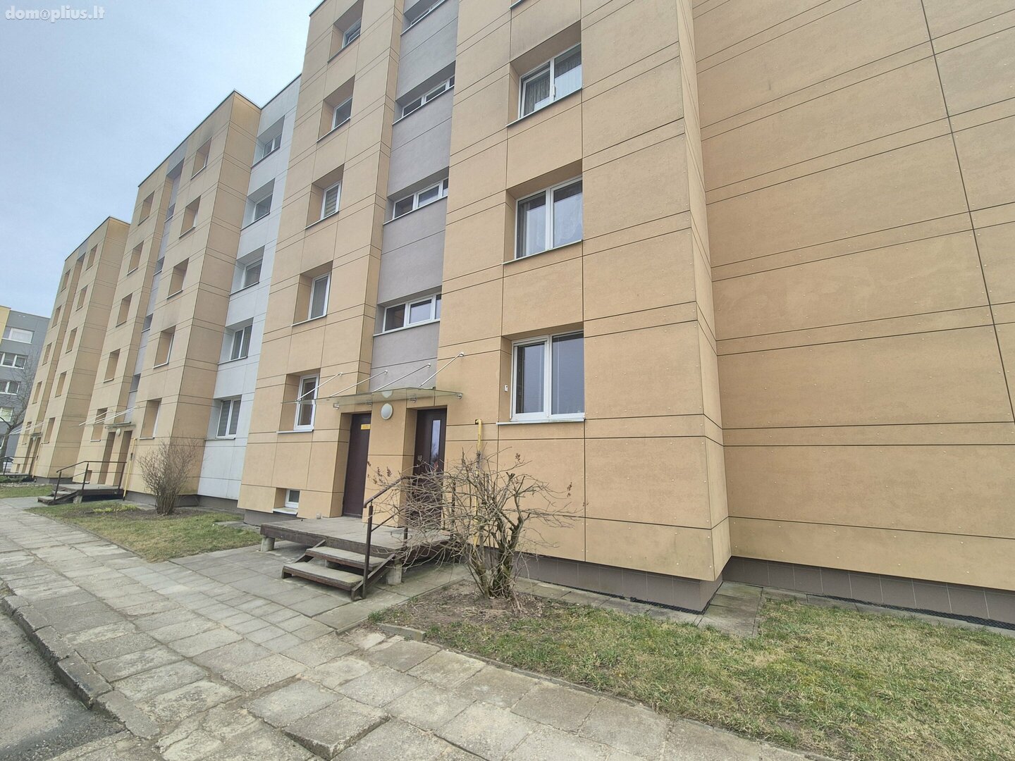 Parduodamas 3 kambarių butas Akmenės rajono sav., Naujoji Akmenė, Ramučių g.