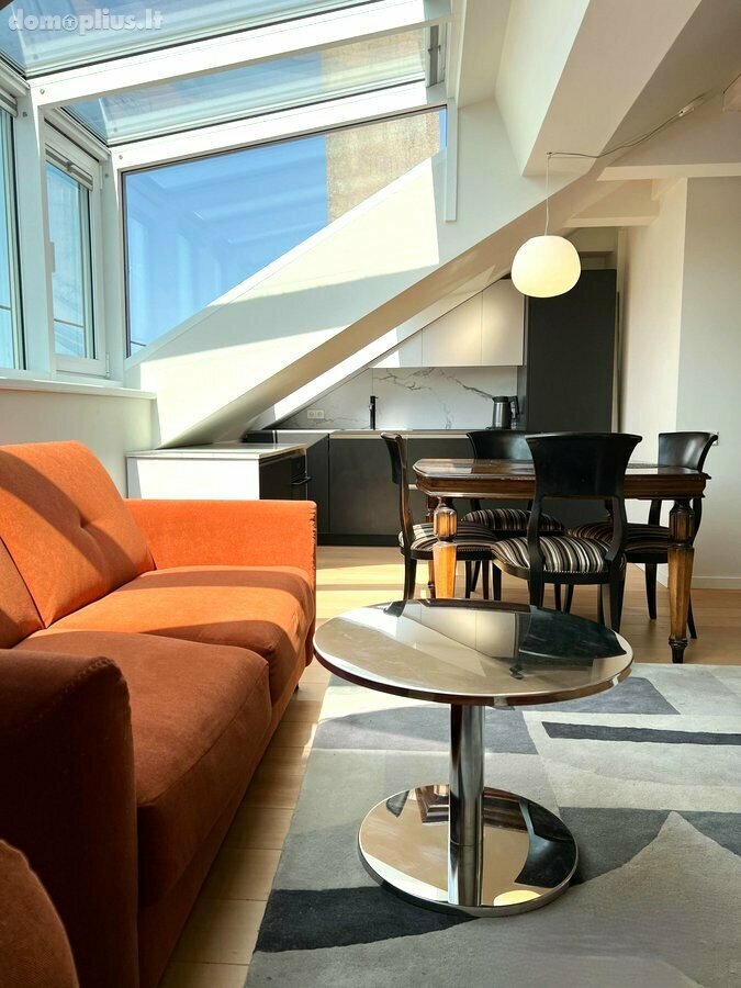 3 rooms apartment for sell Klaipėdoje, Senamiestyje, Tiltų g.