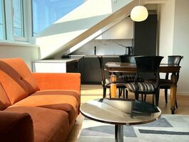 3 rooms apartment for sell Klaipėdoje, Senamiestyje, Tiltų g.