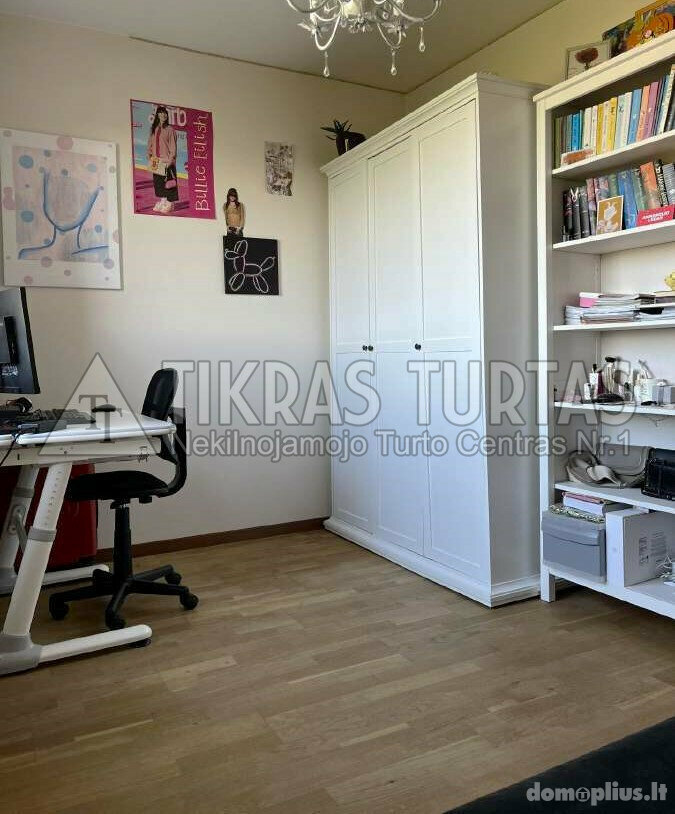 Продается 3 комнатная квартира Klaipėdoje, Miško, Liepojos g.