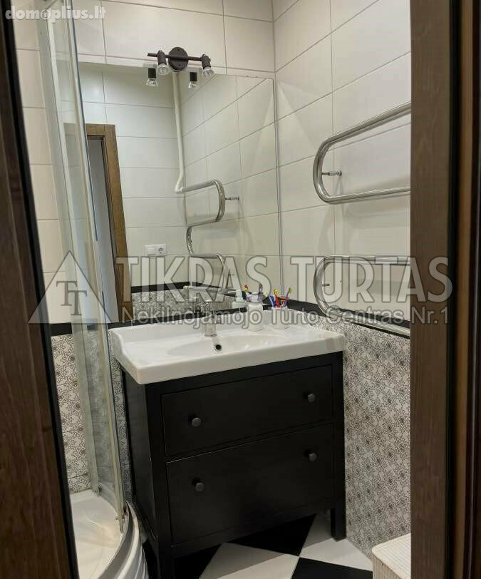 Продается 3 комнатная квартира Klaipėdoje, Miško, Liepojos g.