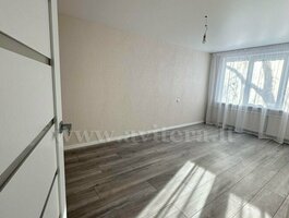 Parduodamas 2 kambarių butas Klaipėdoje, Naujakiemyje, Šiaulių g.