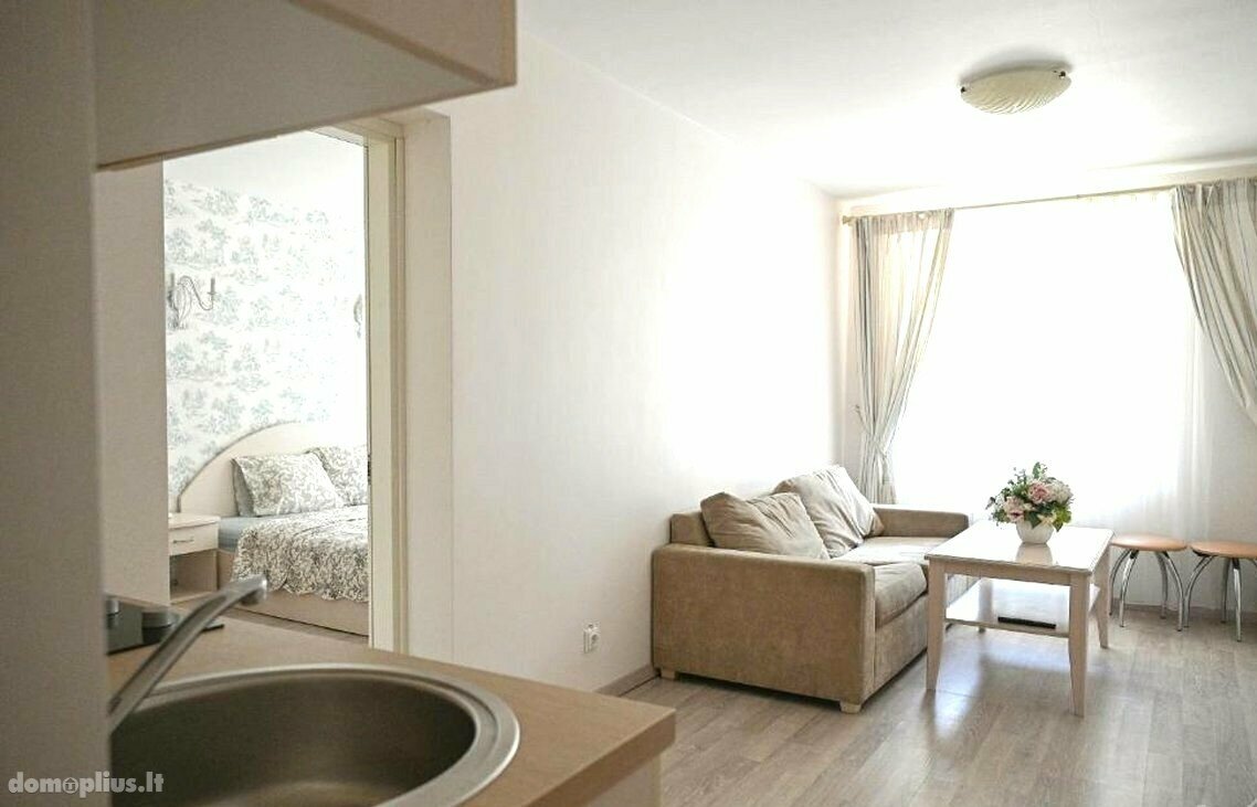 Продается 2 комнатная квартира Klaipėdoje, Giruliuose, Turistų g.