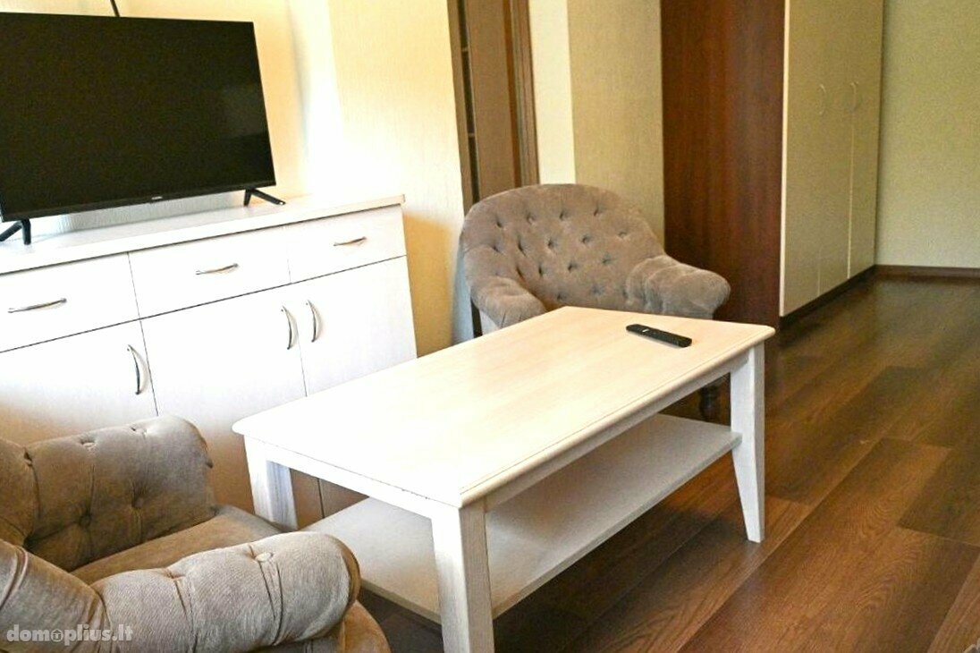 Продается 2 комнатная квартира Klaipėdoje, Giruliuose, Turistų g.