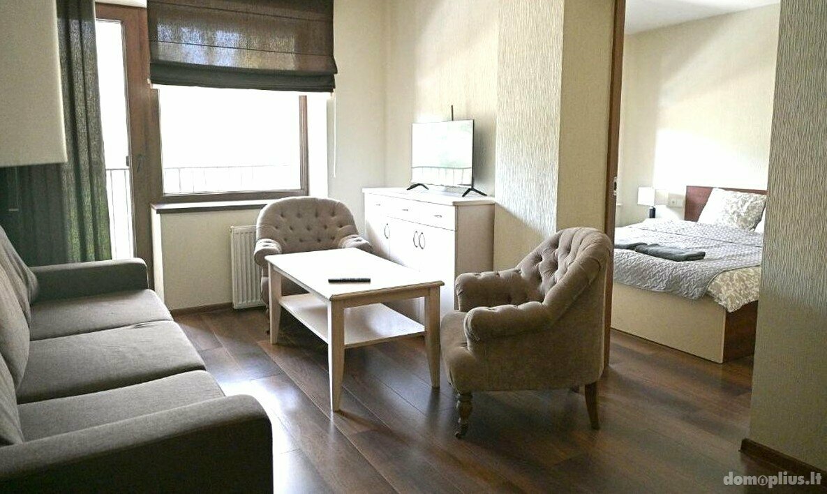 Продается 2 комнатная квартира Klaipėdoje, Giruliuose, Turistų g.
