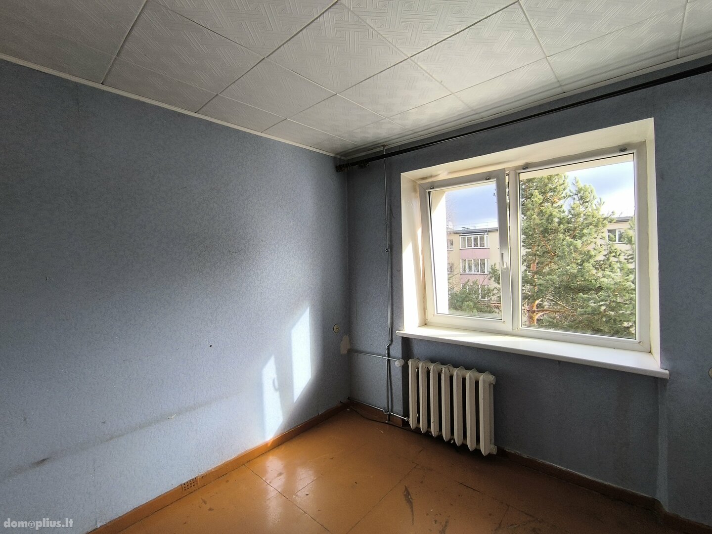 Parduodamas 2 kambarių butas Utenos rajono sav., Utenoje, Maironio g.