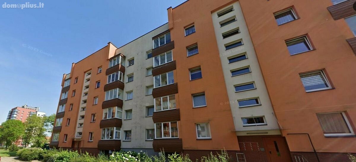 Parduodamas 2 kambarių butas Klaipėdoje, Laukininkuose, Vyturio g.