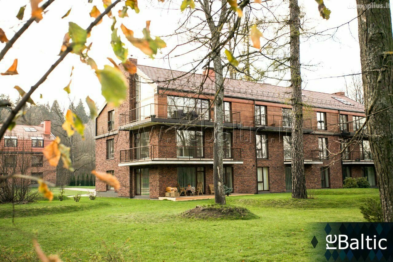 Parduodamas 4 kambarių butas Vilniuje, Verkiuose, Verkių g.