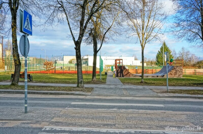 Parduodamas 3 kambarių butas Švenčionių rajono sav., Švenčionėliuose, Lauko g.