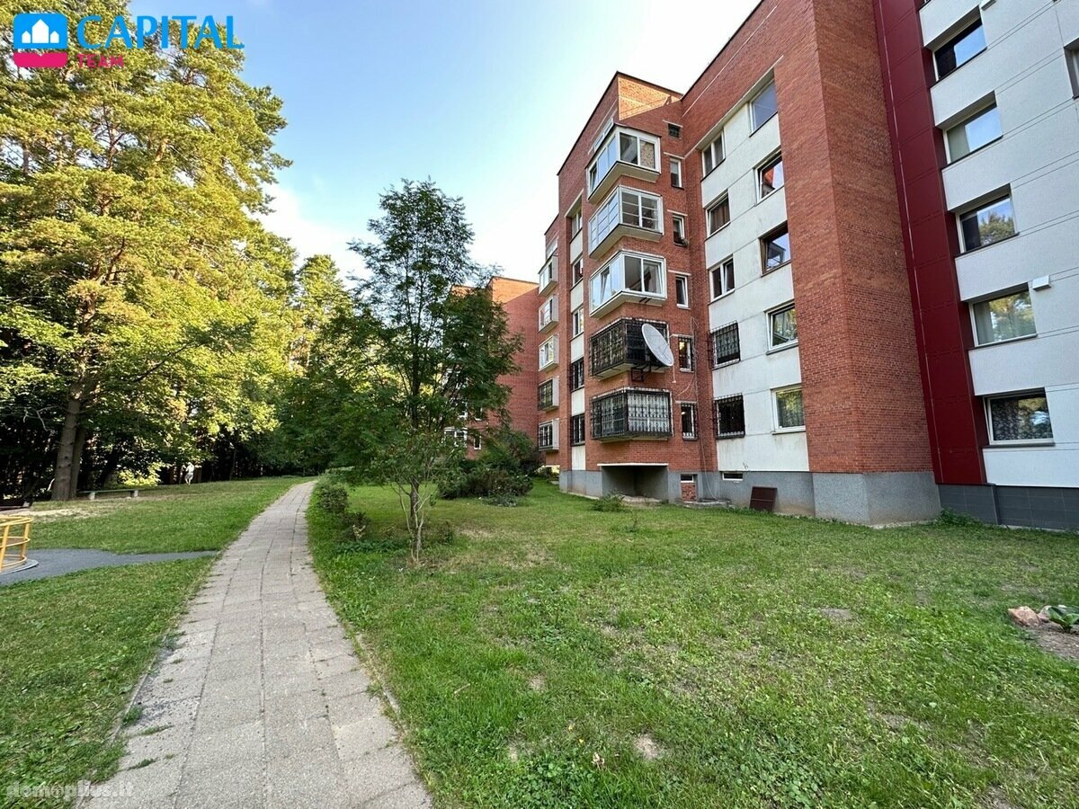 Parduodamas 4 kambarių butas Vilniuje, Jeruzalėje, Kalvarijų g.