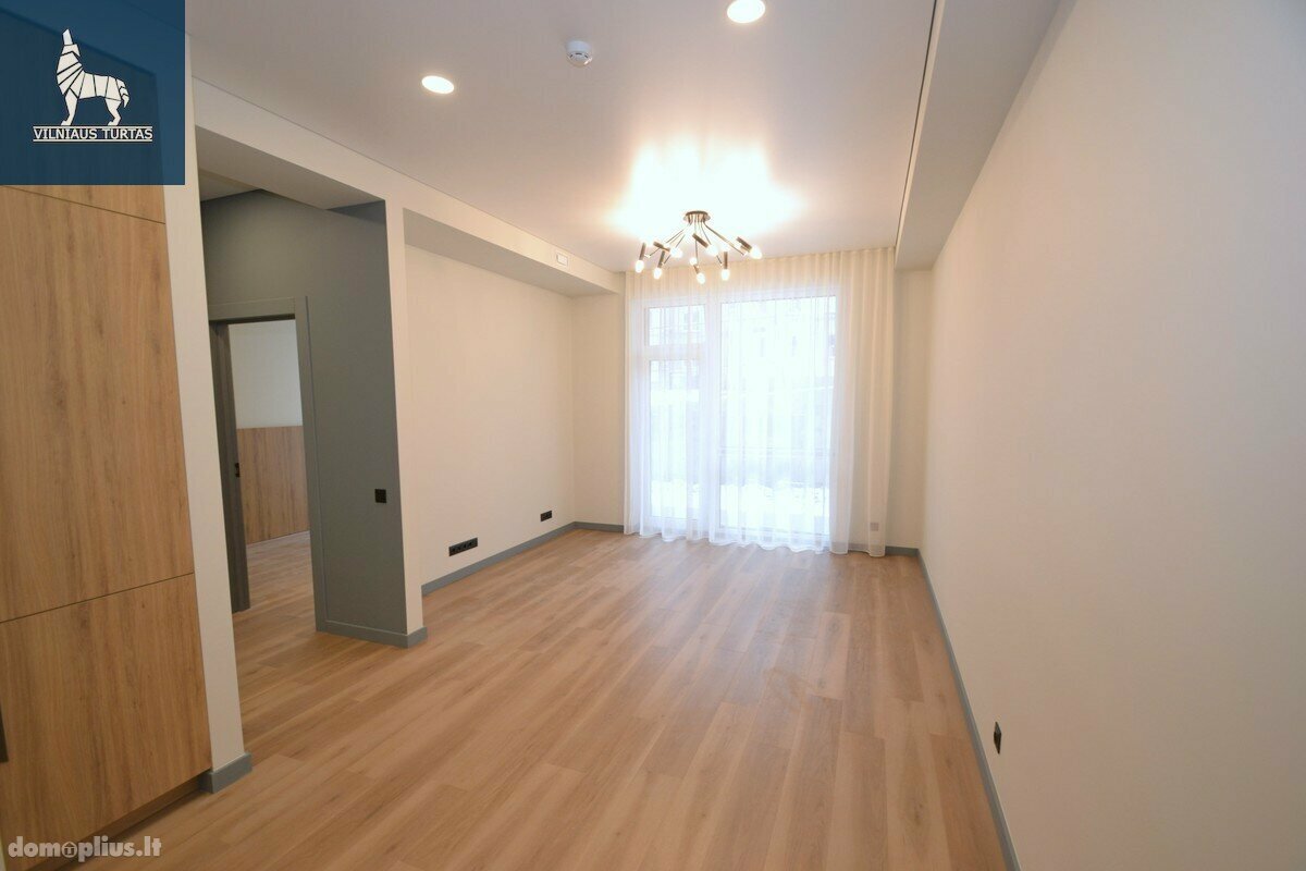 Продается 2 комнатная квартира Vilniuje, Naujamiestyje, Smolensko g.
