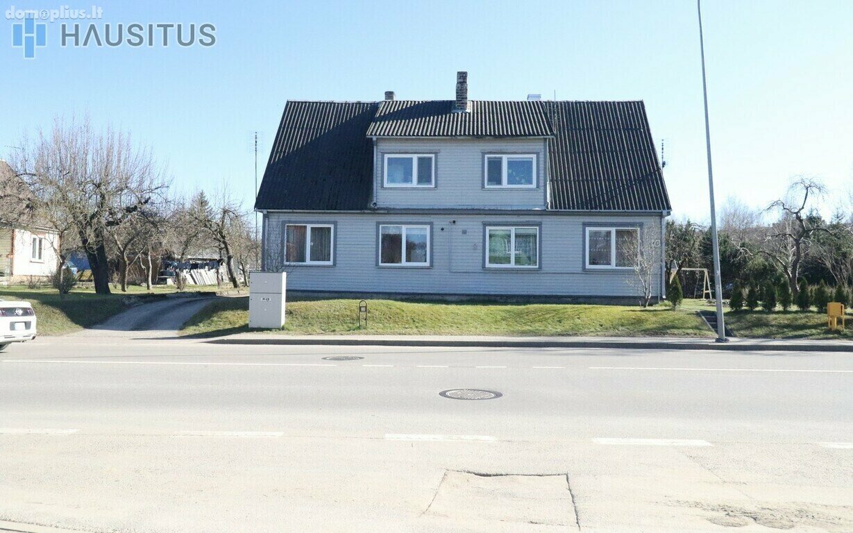 Parduodamas 3 kambarių butas Anykščių rajono sav., Anykščiuose, J. Biliūno g.